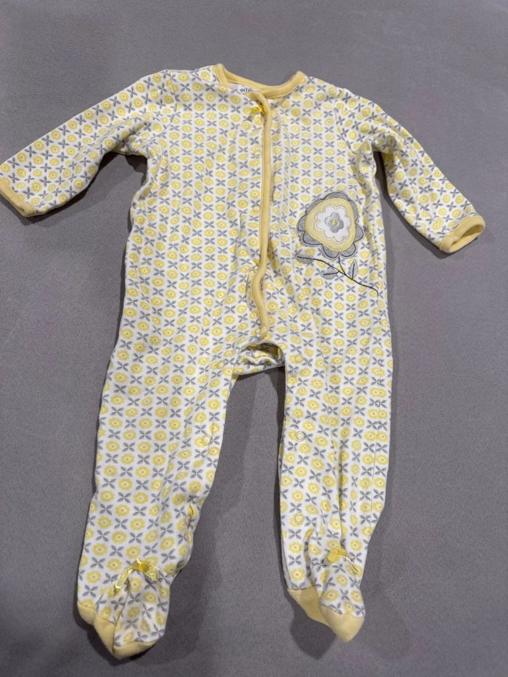 Offspring baby girl size 9 Months one piece Footie